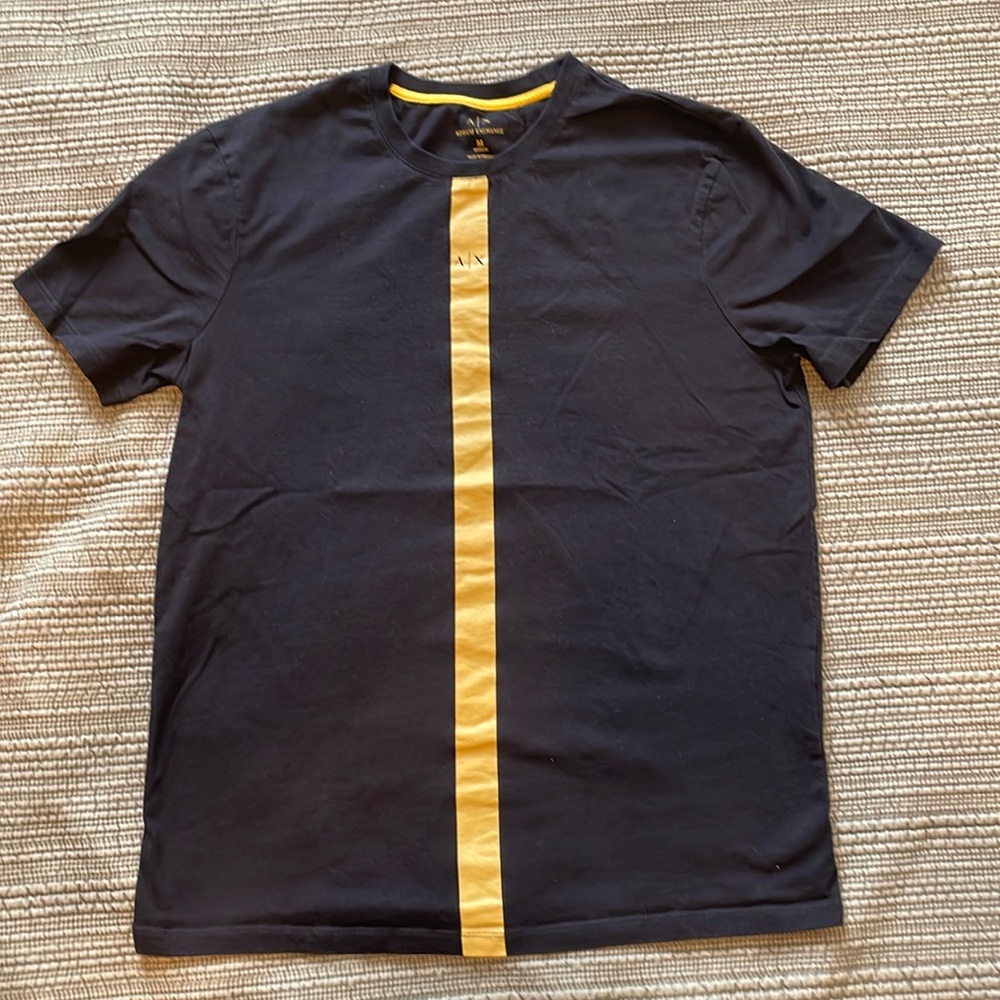 Armani Exchange logo black T-shirt in 100% cotton. Women's M. Like new condition